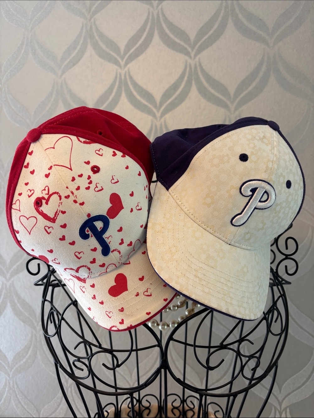 2 Kids Phillies Hats